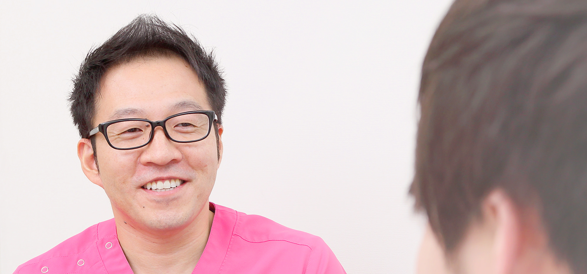 高度な専門性をもっと身近に歯のことならあそこに行けば大丈夫」と言っていただける身近な歯科医院です